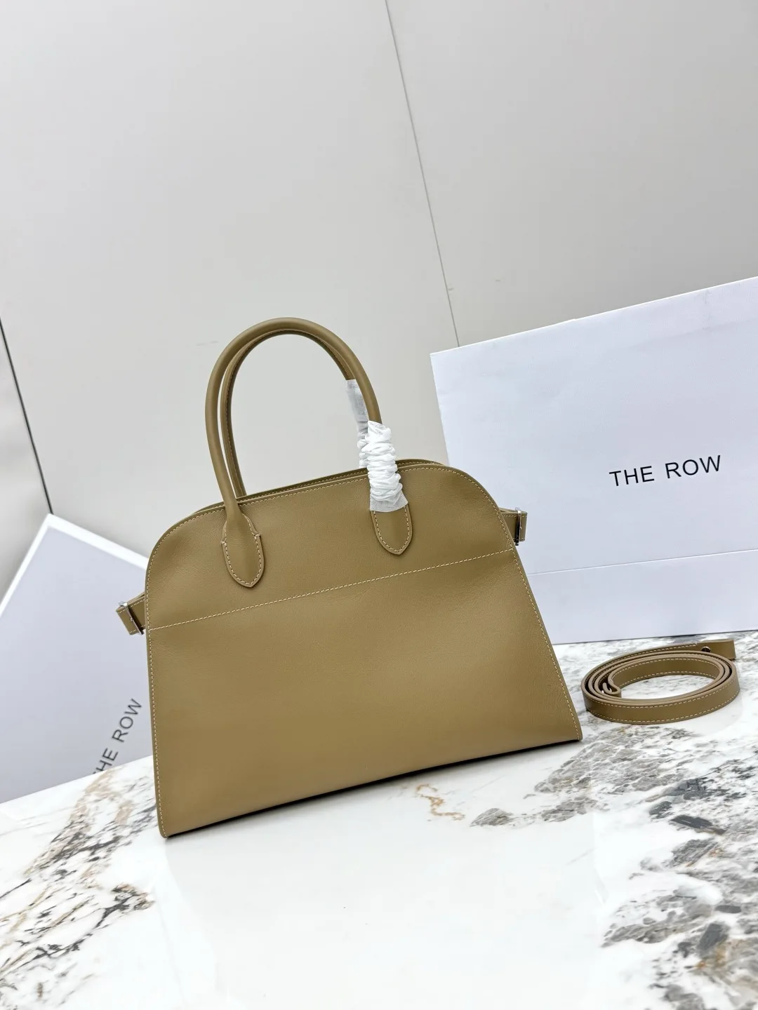 THE ROW T1586 Classic Tote Bag Women s Crossbody Bag THE ROW T1586 Classic Tote Bag Women s Crossbody Bag