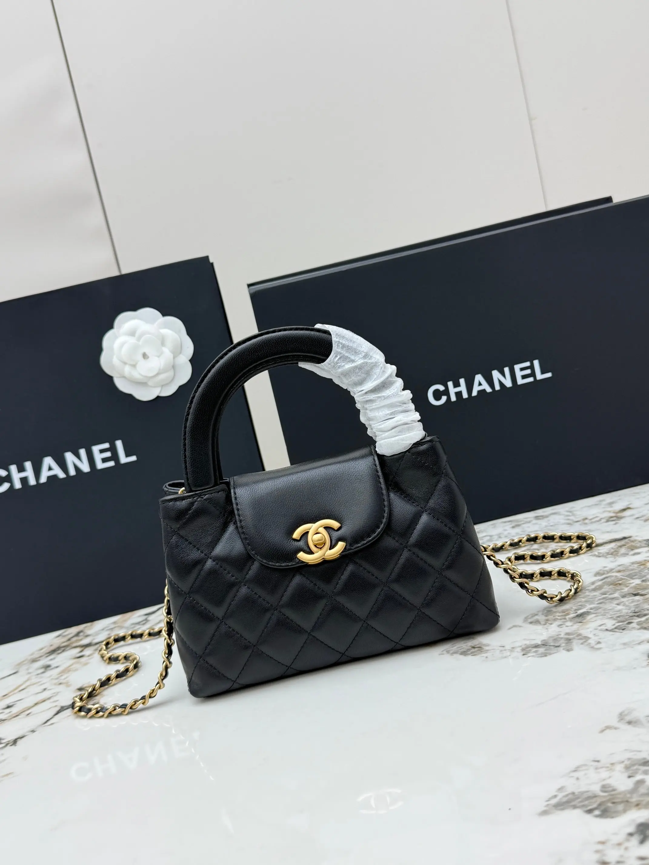 Chanel AS4416 Gold Standard Diamond Pattern Full Steel Chain Bag Women s Crossbody Bag Chanel AS4416 Gold Standard Diamond Pattern Full Steel Chain Bag Women s Crossbody Bag