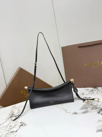 A1430 Arc Clip Bag Women s Crossbody Bag Replica ALAIA womens bags