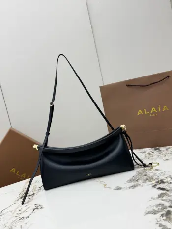 A1431 Arc Clip Bag Women s Crossbody Bag Replica ALAIA womens bags