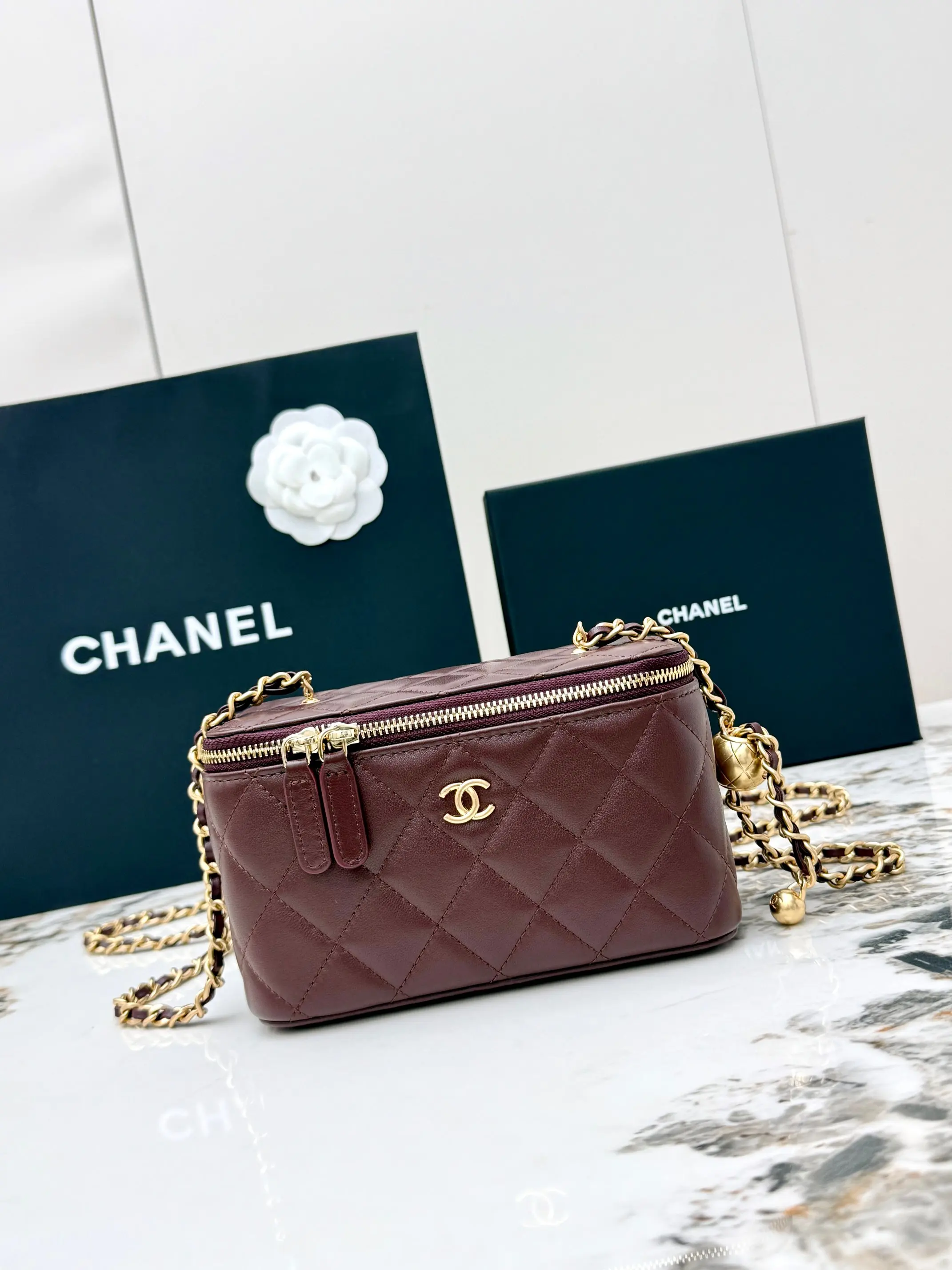 Chanel AP2303 Full Steel Golden Chain Box Bag Women s Crossbody Bag