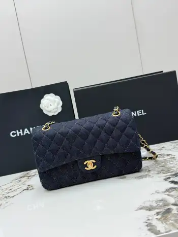 AS1112 All-Steel Chain Handbag Women s Crossbody Bag Replica Chanel womens bags