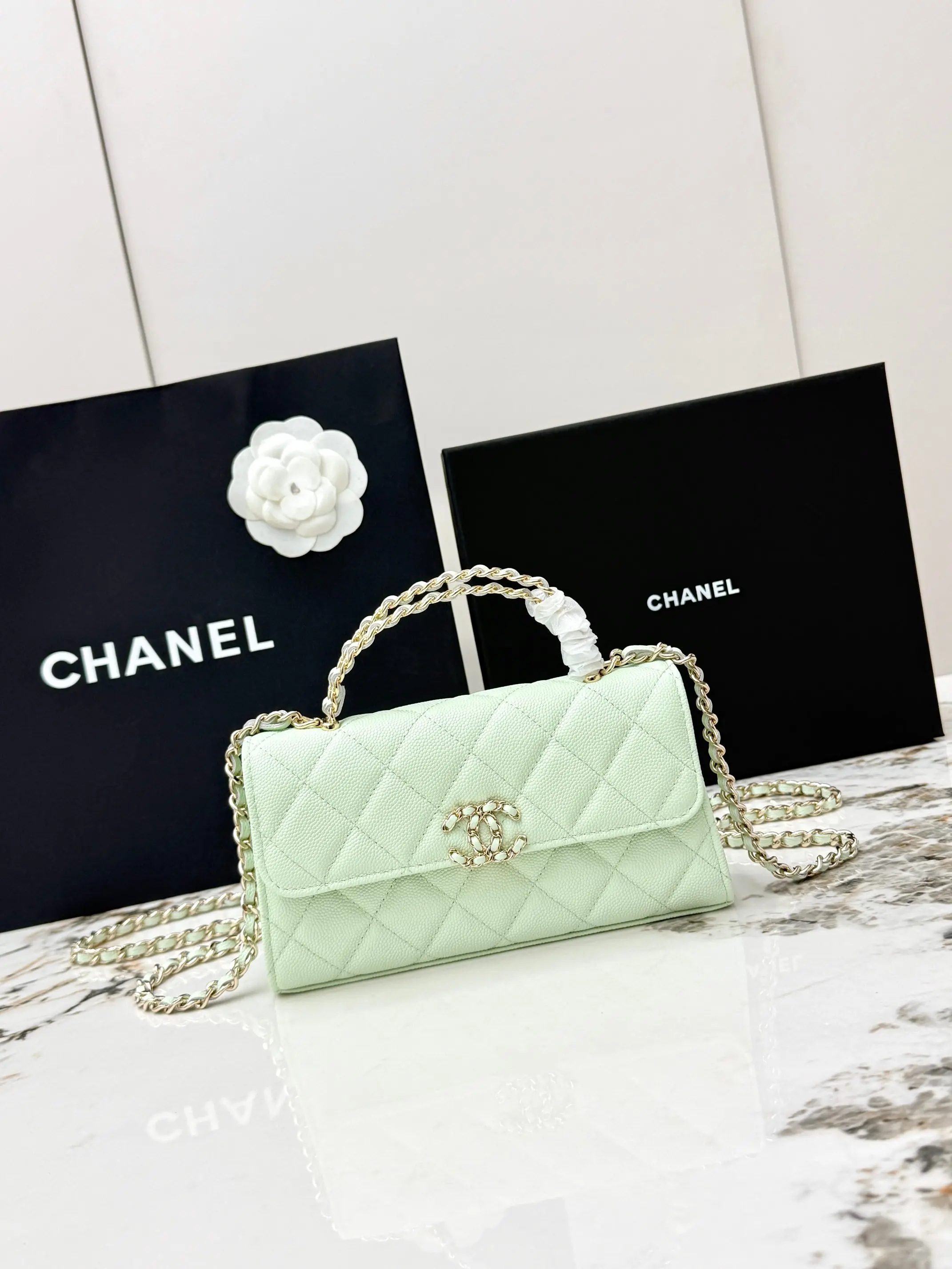 Chanel AP3238 Pebbled Cowhide Handle Bag Women s Crossbody Bag