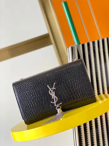 377829 Simple Flip Cover Chain Bag Women s Crossbody Bag Replica SAINT LAURENT womens bags