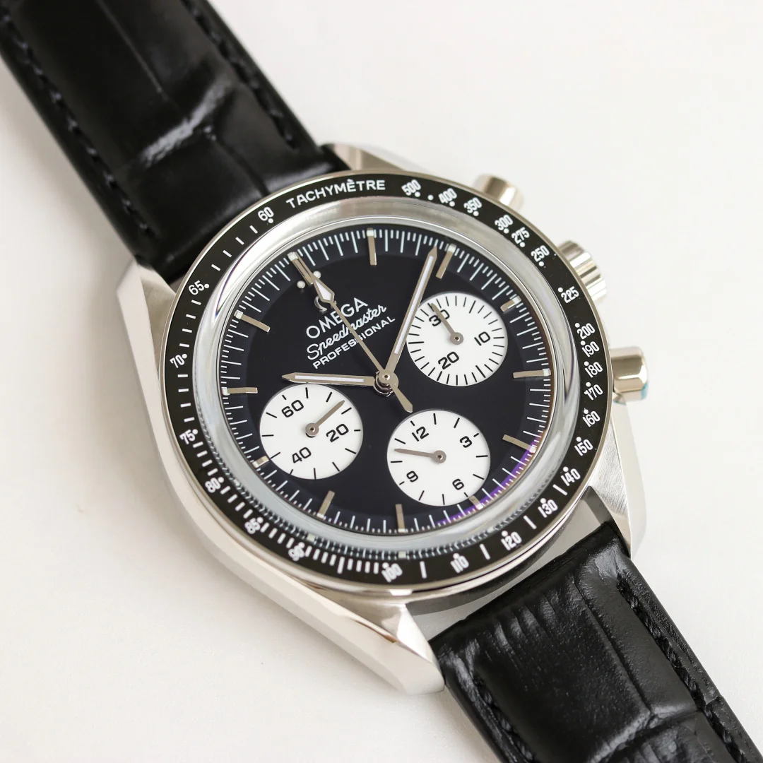 OMEGA Super Bawang Reverse Panda Dial Moon Phase Men s Mechanical Watch OMEGA Super Bawang Reverse Panda Dial Moon Phase Men s Mechanical Watch