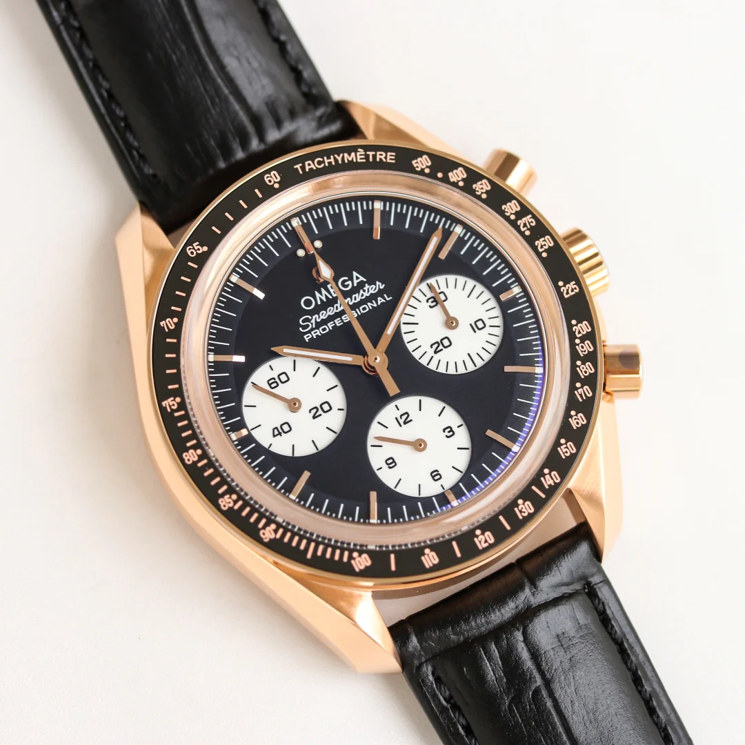 OMEGA Superb Reverse Panda Dial Moon Phase Men s Mechanical Watch