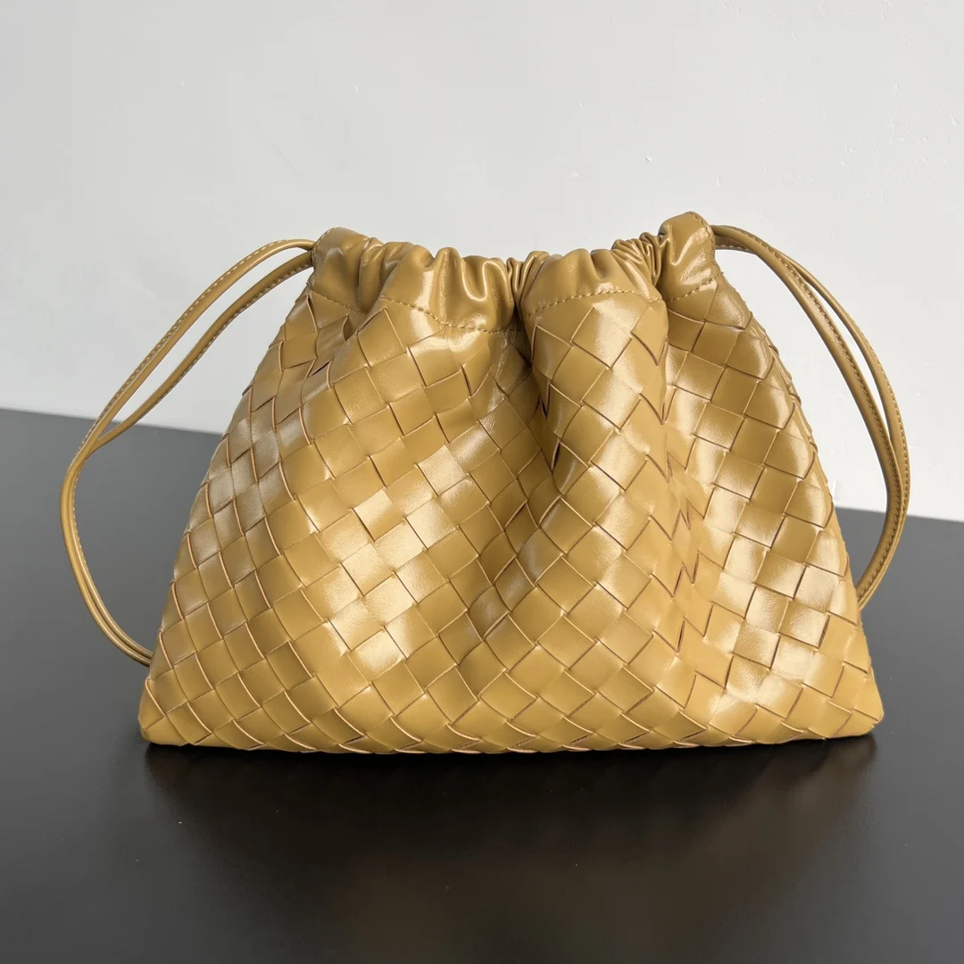 Bottega Veneta 796728 Drawstring Trash Bag Women s Shoulder Bag Bottega Veneta 796728 Drawstring Trash Bag Women s Shoulder Bag