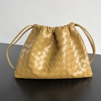 796728 Drawstring Trash Bag Women s Shoulder Bag Replica Bottega Veneta womens bags