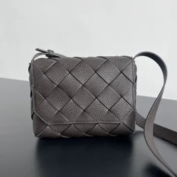 795637 cowhide crossbody bag women s crossbody bag Replica Bottega Veneta womens bags