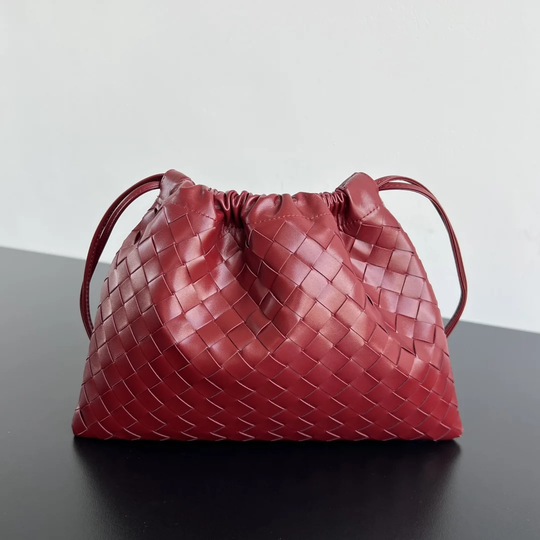 Bottega Veneta 796728 Drawstring Trash Bag Women s Shoulder Bag Bottega Veneta 796728 Drawstring Trash Bag Women s Shoulder Bag