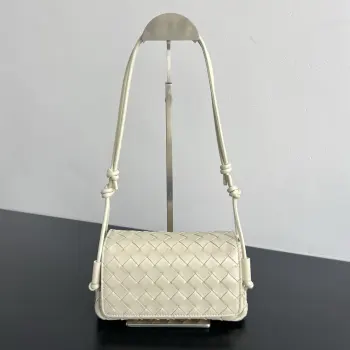 843893 Flip Cover Double Compartment Large Capacity Small Bag Women s Crossbody Bag Replica Bottega Veneta womens bags