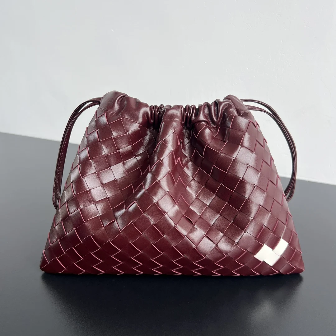 Bottega Veneta 796728 Drawstring Trash Bag Women s Shoulder Bag Bottega Veneta 796728 Drawstring Trash Bag Women s Shoulder Bag