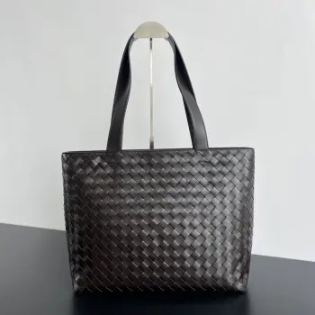 786666   Woven Zipper Large Handbag Women s Shoulder Bag Replica Bottega Veneta womens bags