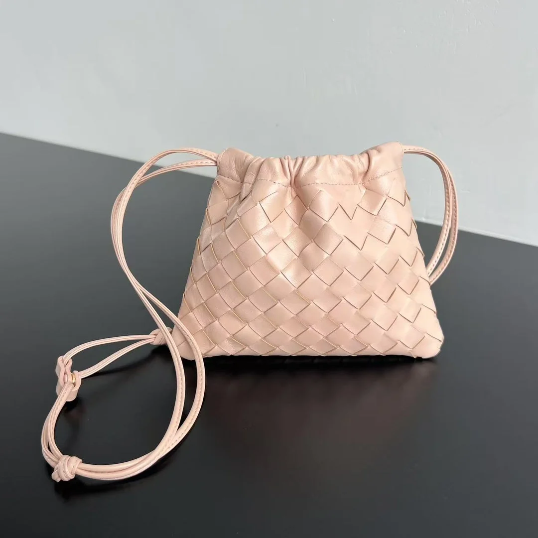 Bottega Veneta 816987 drawstring garbage bag women s shoulder bag Bottega Veneta 816987 drawstring garbage bag women s shoulder bag