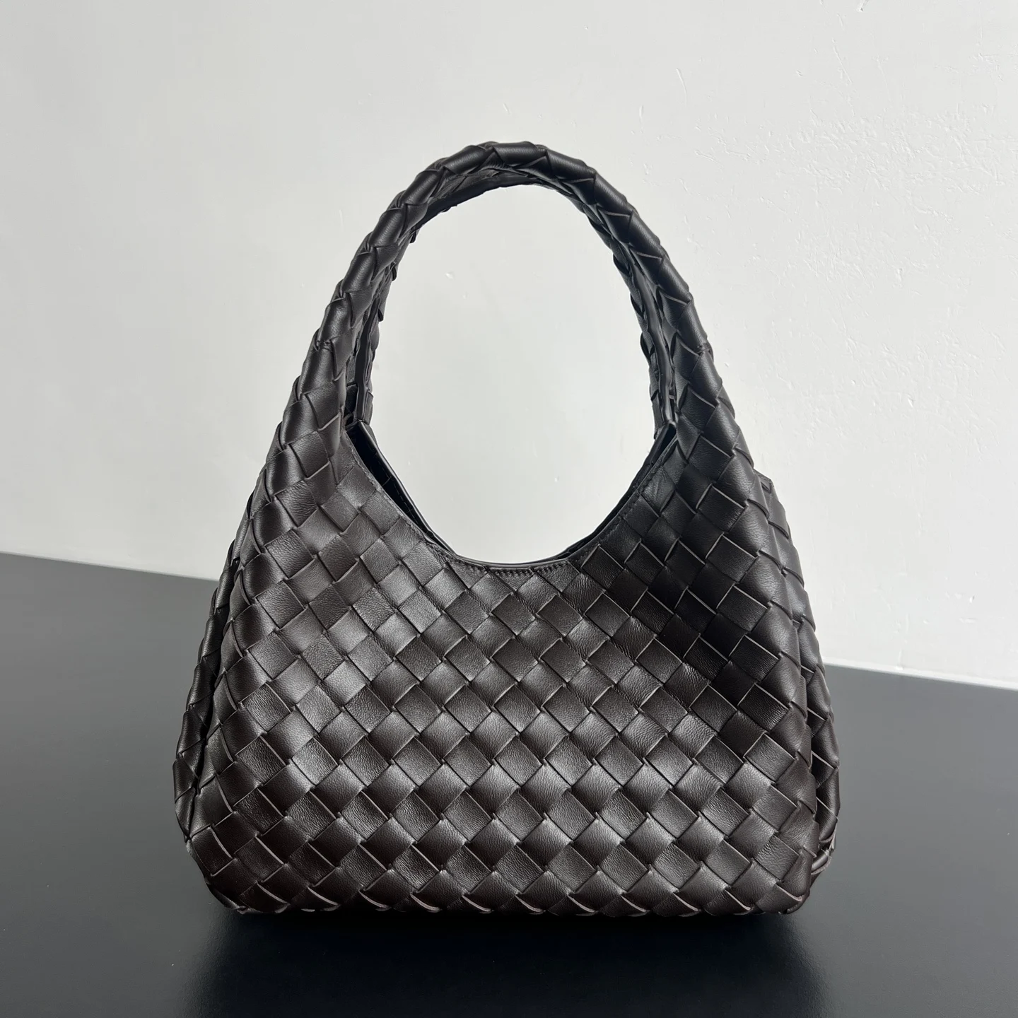 Bottega Veneta 854248 Lambskin Handbag Women s Tote Bag Bottega Veneta 854248 Lambskin Handbag Women s Tote Bag