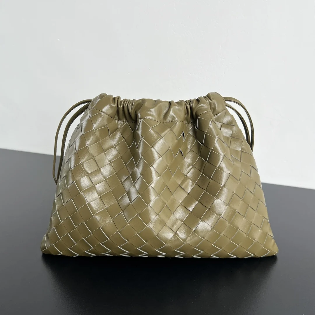 Bottega Veneta 796728 Drawstring Trash Bag Women s Shoulder Bag Bottega Veneta 796728 Drawstring Trash Bag Women s Shoulder Bag
