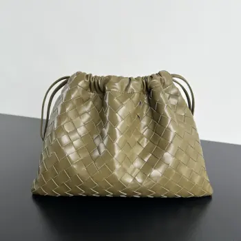 796728 Drawstring Trash Bag Women s Shoulder Bag Replica Bottega Veneta womens bags