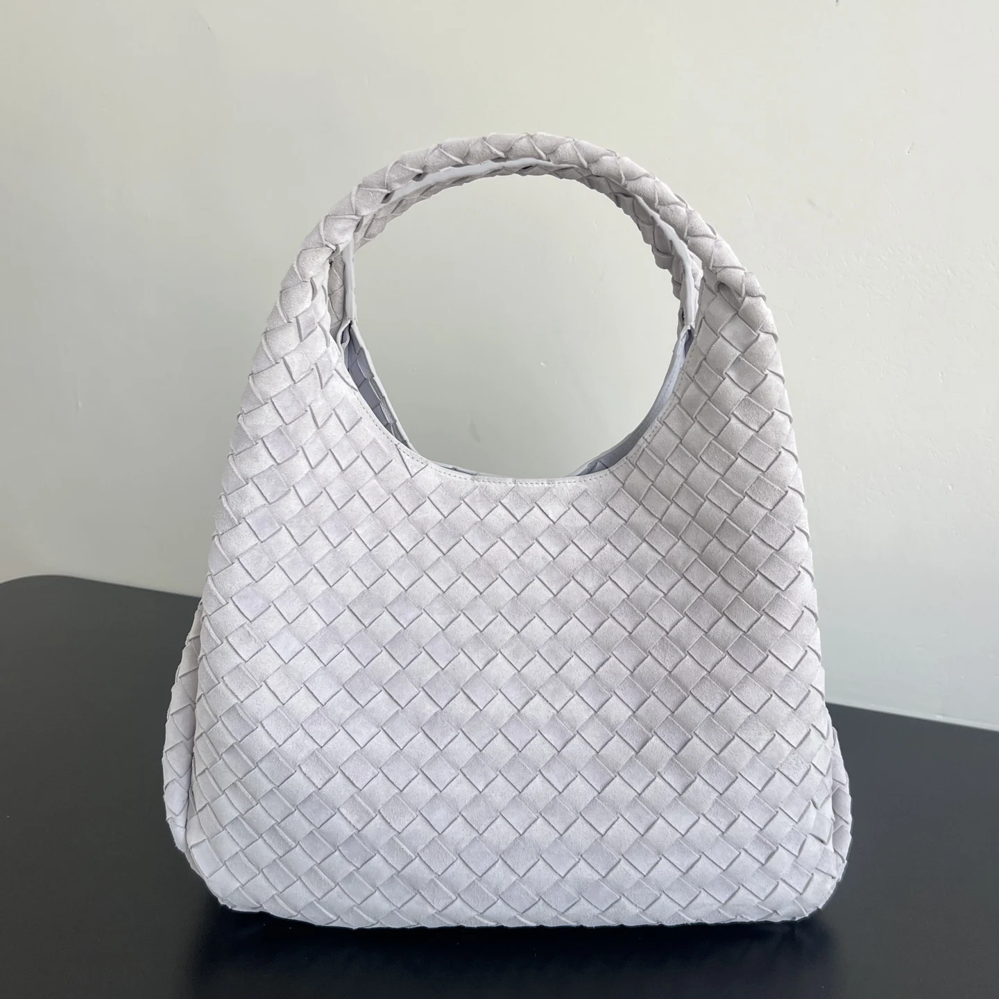 Bottega Veneta 844250 Suede Handbag Women s Tote Bag Bottega Veneta 844250 Suede Handbag Women s Tote Bag