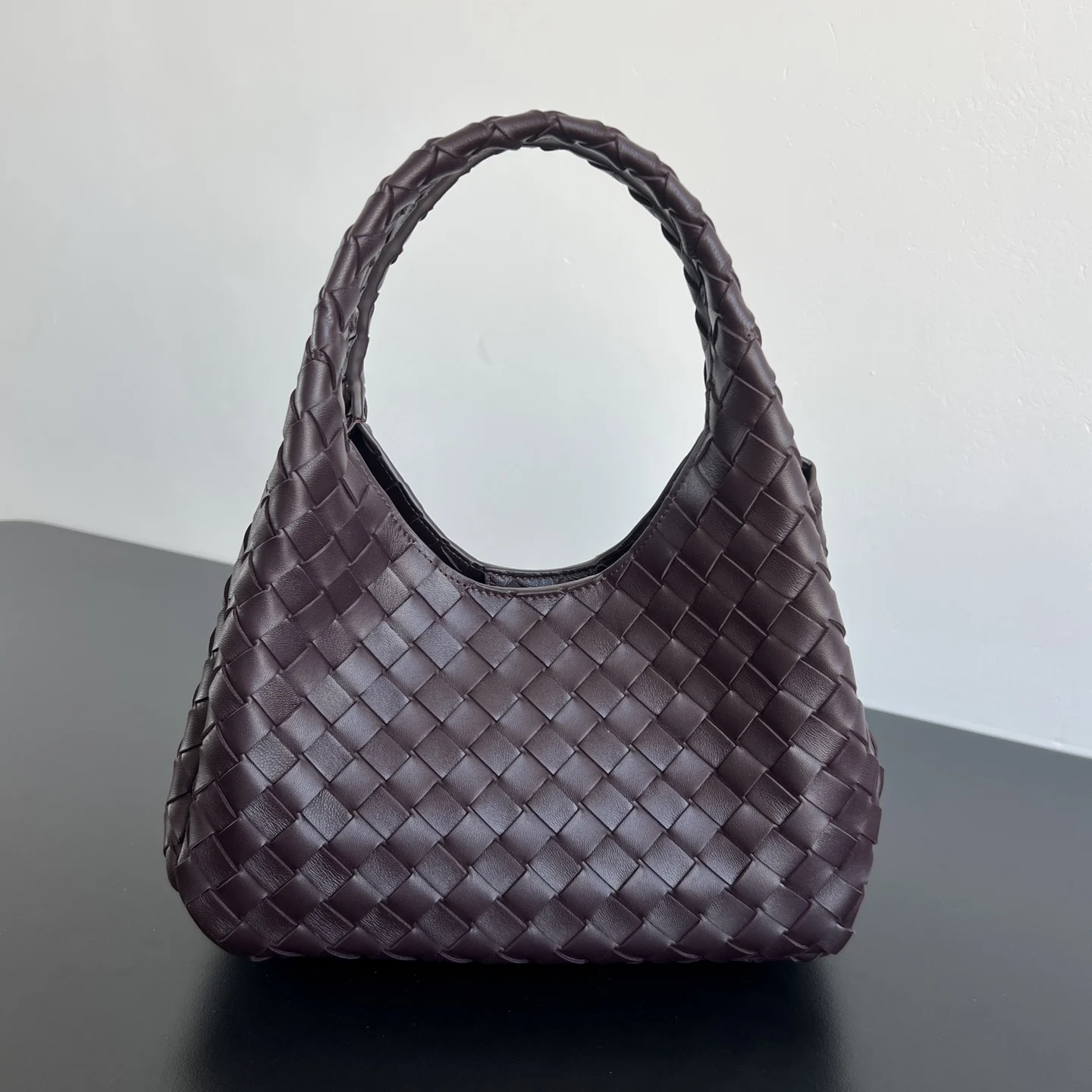 Bottega Veneta 854248 lambskin handbag women s tote bag Bottega Veneta 854248 lambskin handbag women s tote bag