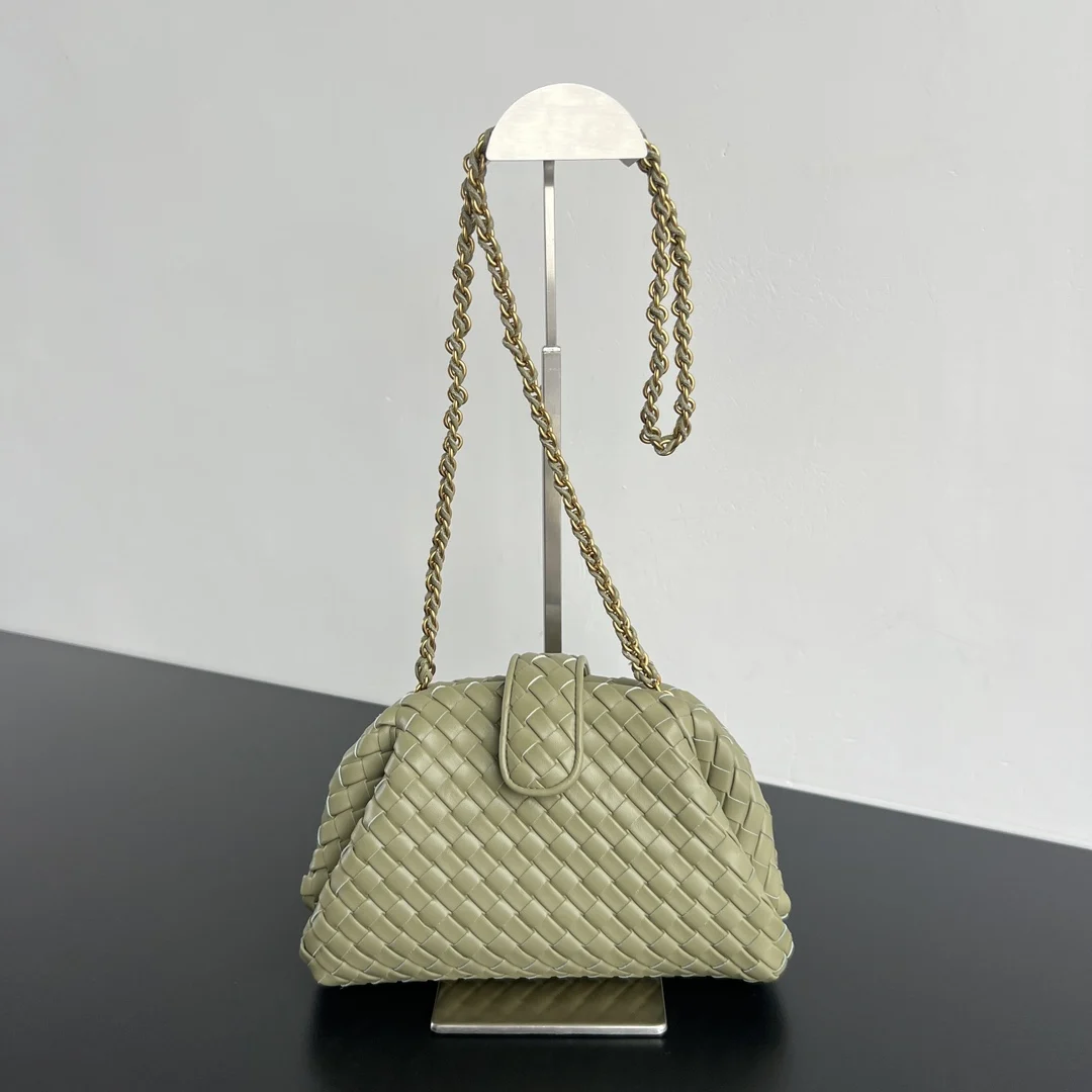 Bottega Veneta 804038 Chain Handbag Women s Crossbody Bag Bottega Veneta 804038 Chain Handbag Women s Crossbody Bag