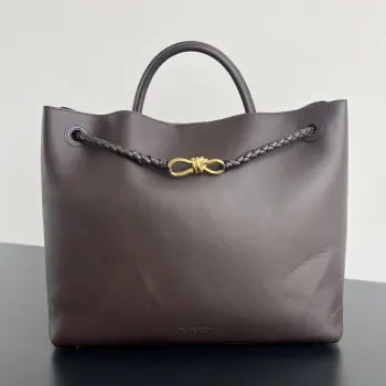 806010 New Leather Shoulder Bag Women s Shoulder Bag Replica Bottega Veneta womens bags