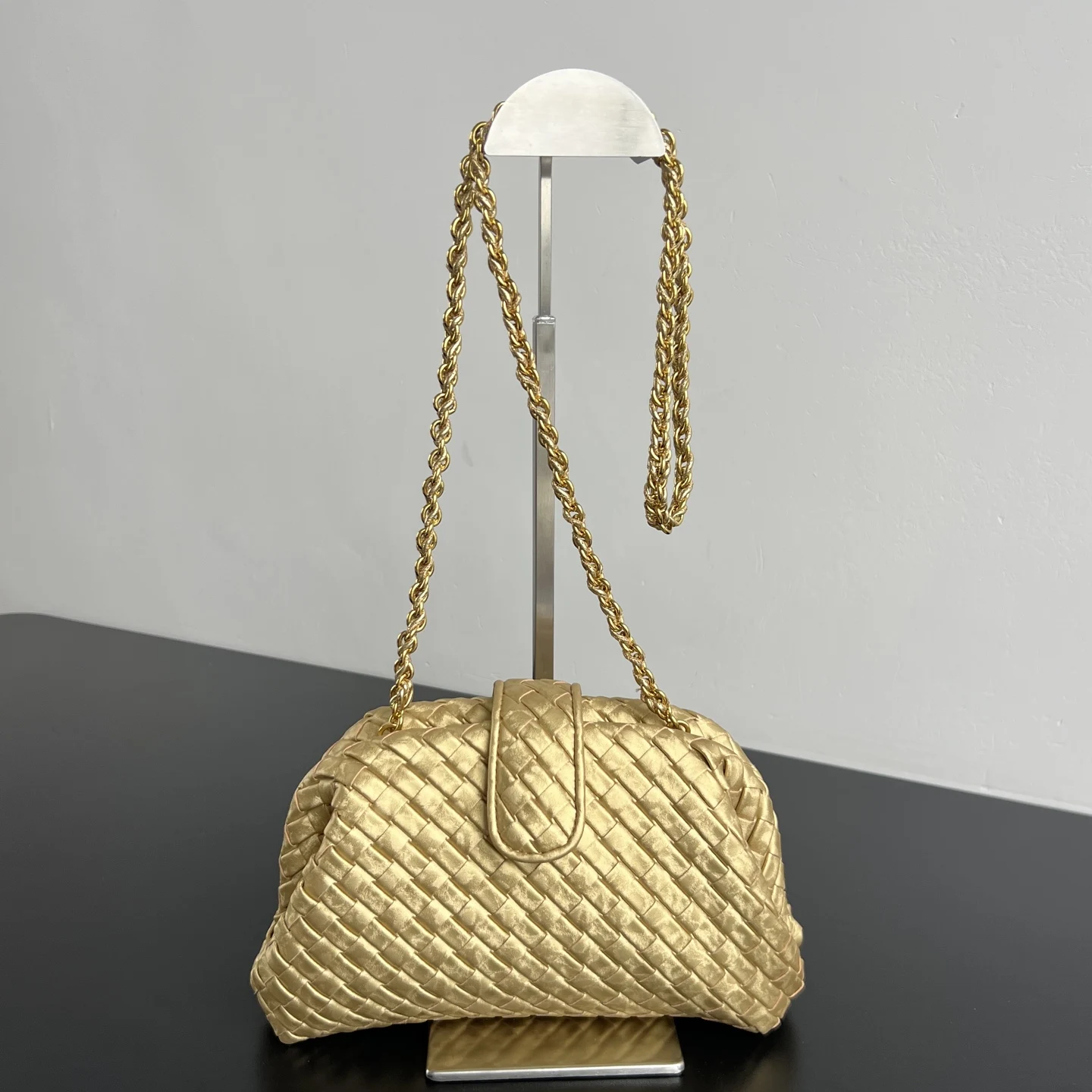 Bottega Veneta 804038 Small Chain Crossbody Bag Women s Crossbody Bag Bottega Veneta 804038 Small Chain Crossbody Bag Women s Crossbody Bag