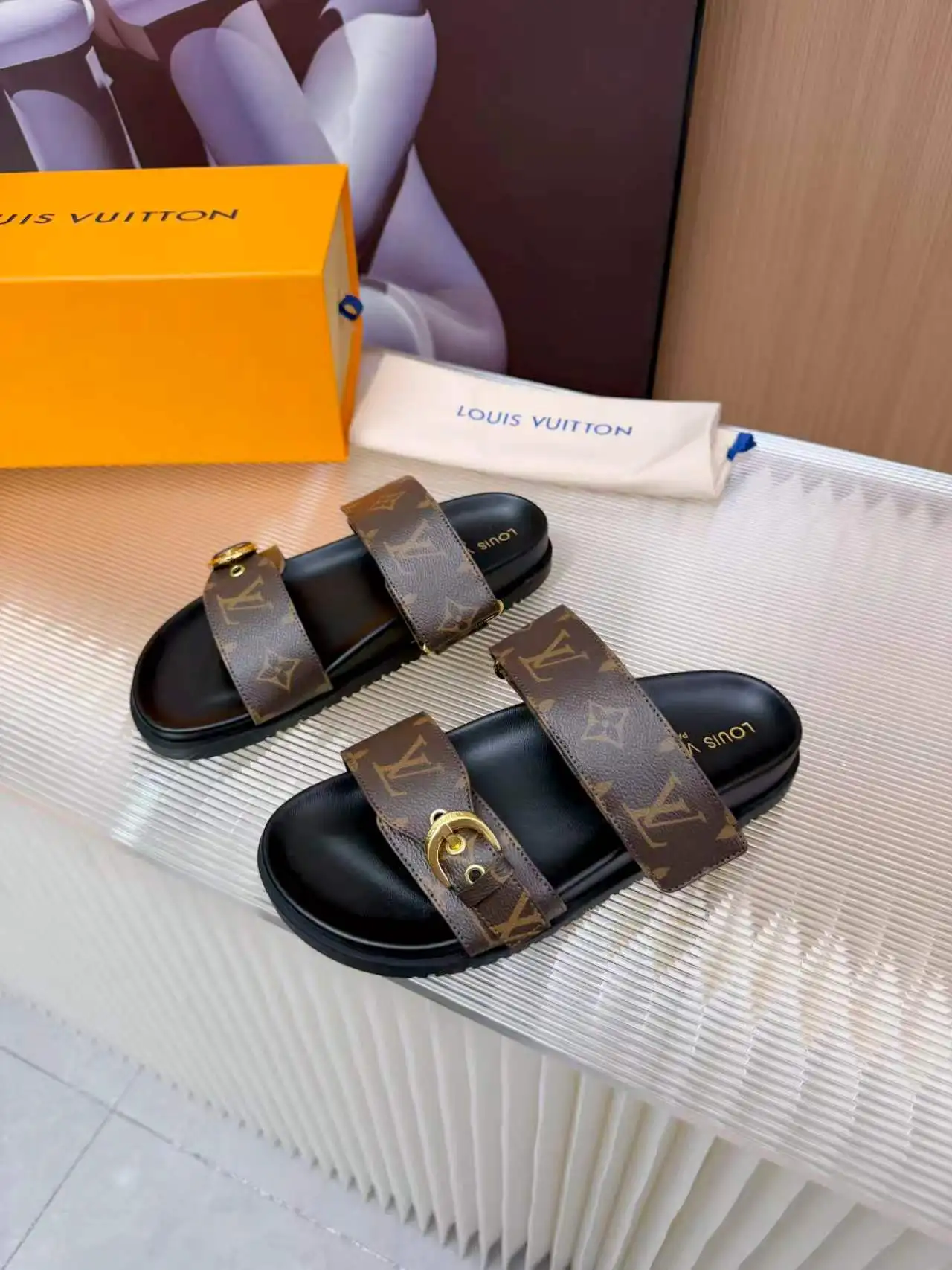 Louis Vuitton Louis Vuitton new shoes women s slippers Louis Vuitton Louis Vuitton new shoes women s slippers