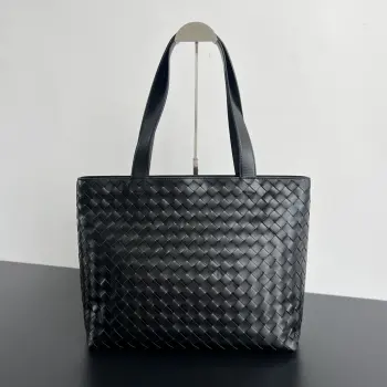 786666   Woven Zipper Large Handbag Women s Shoulder Bag Replica Bottega Veneta womens bags