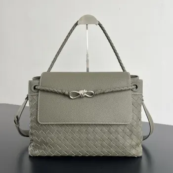 807715 Men s Grain Leather Bag Men s Crossbody Bag Replica Bottega Veneta womens bags