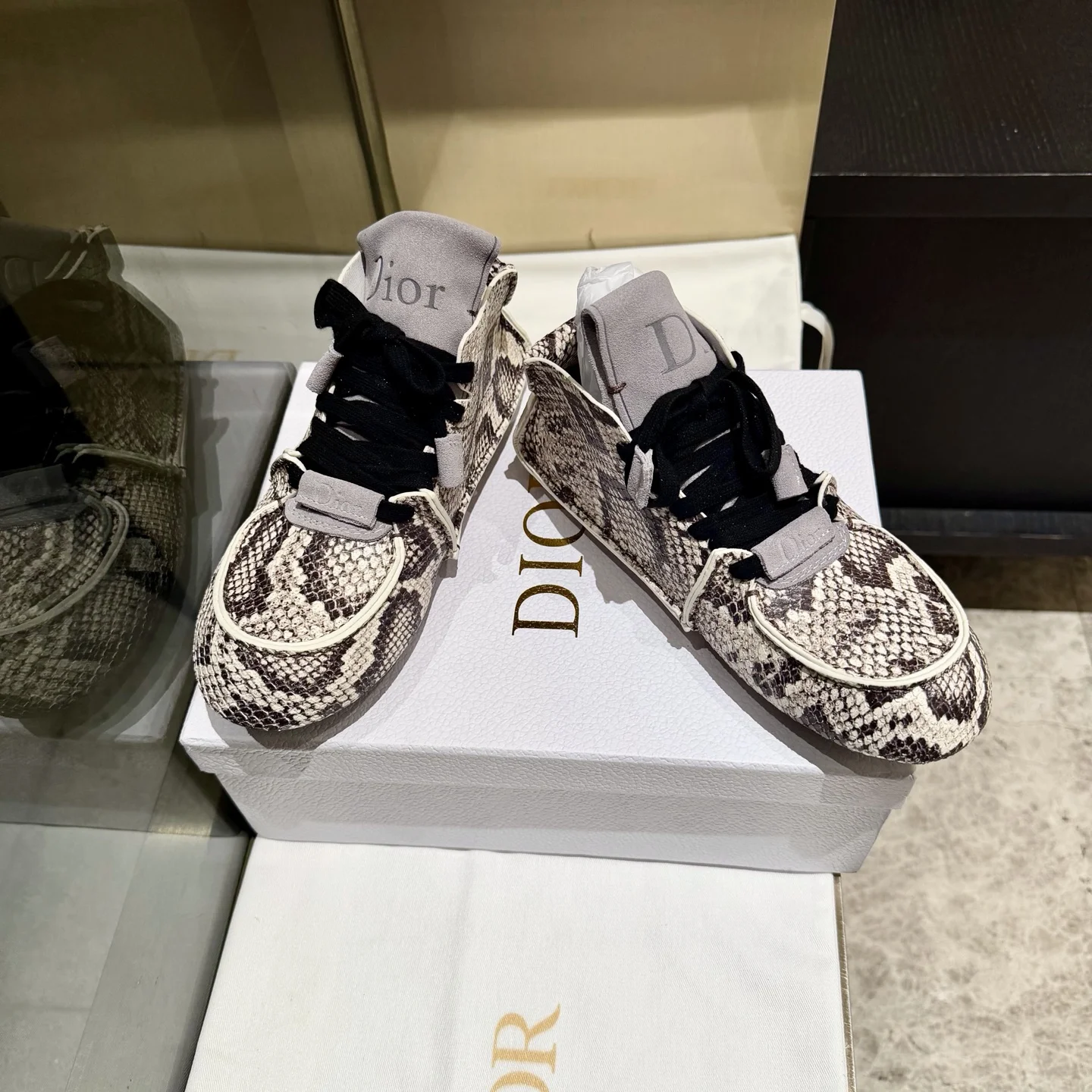 Dior Casual sports loafers men s sneakers