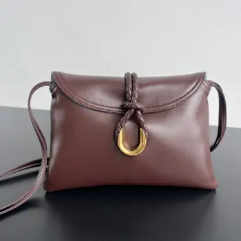806030 Cowhide Shoulder Bag Women s Crossbody Bag Replica Bottega Veneta womens bags