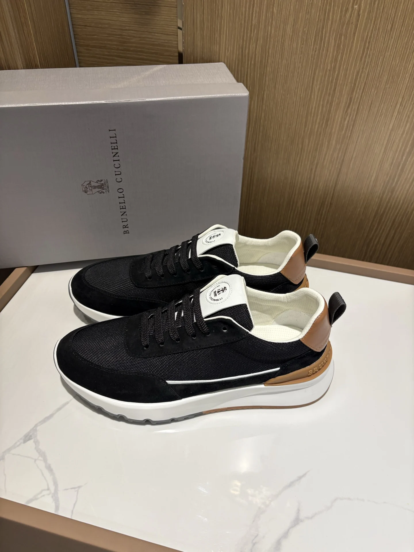 Brunello Cucinelli Lychee pattern low-top sports shoes men s sports shoes Brunello Cucinelli Lychee pattern low-top sports shoes men s sports shoes