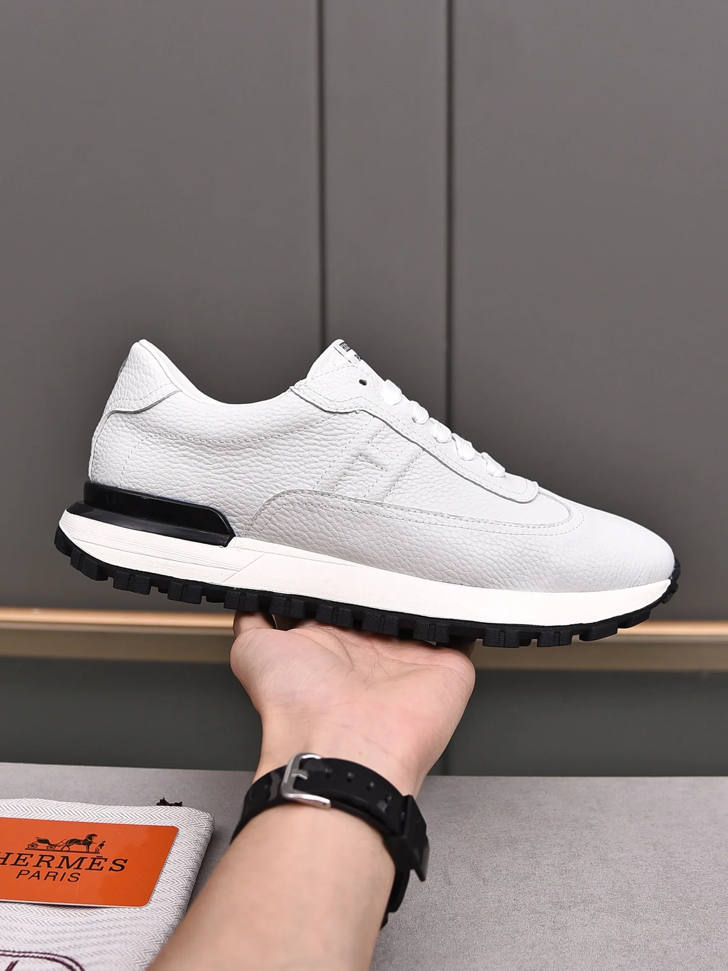 Hermes Men s Color-Block Sports Shoes Men s Sports Shoes Hermes Men s Color-Block Sports Shoes Men s Sports Shoes