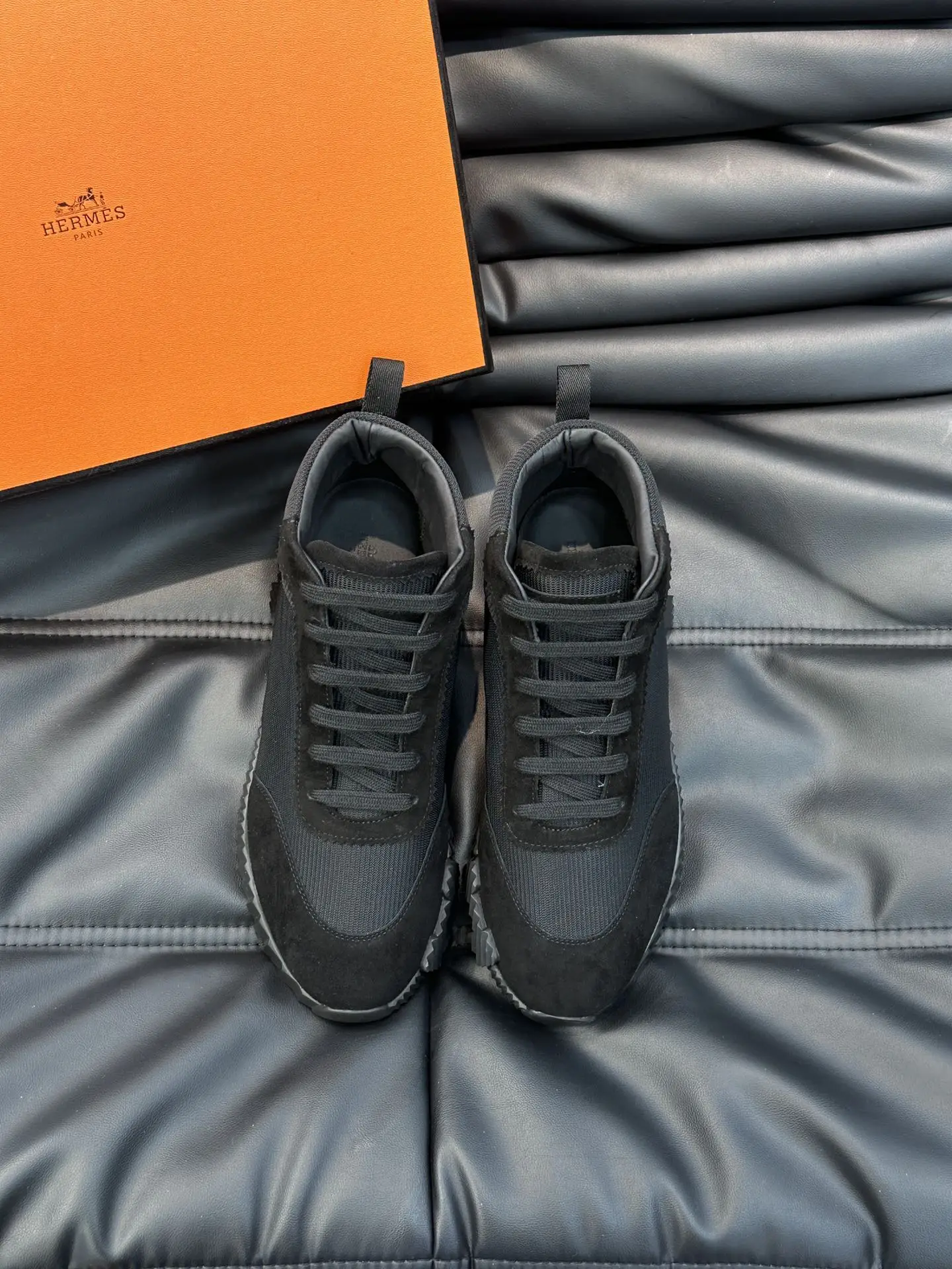 Hermes Cowhide sports shoes men s sports shoes Hermes Cowhide sports shoes men s sports shoes