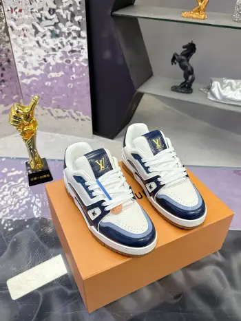 Canvas shoe series sports shoes couple sports shoes Replica Louis Vuitton Mens Sneakers