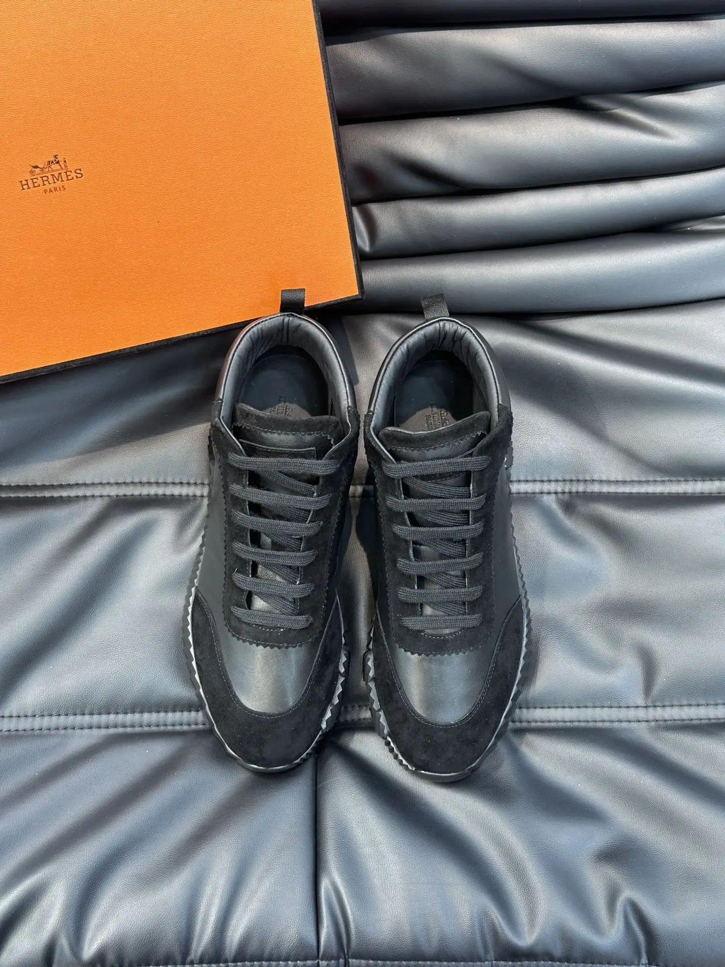 Hermes High-top men s casual sports shoes Men s sports shoes Hermes High-top men s casual sports shoes Men s sports shoes