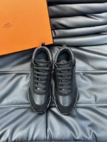 High-top men s casual sports shoes Men s sports shoes Replica Hermes Mens Sneakers