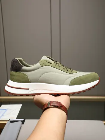 Matte拼进口防水运动鞋 Men s Sports Shoes Replica Loro Piana Mens Sneakers