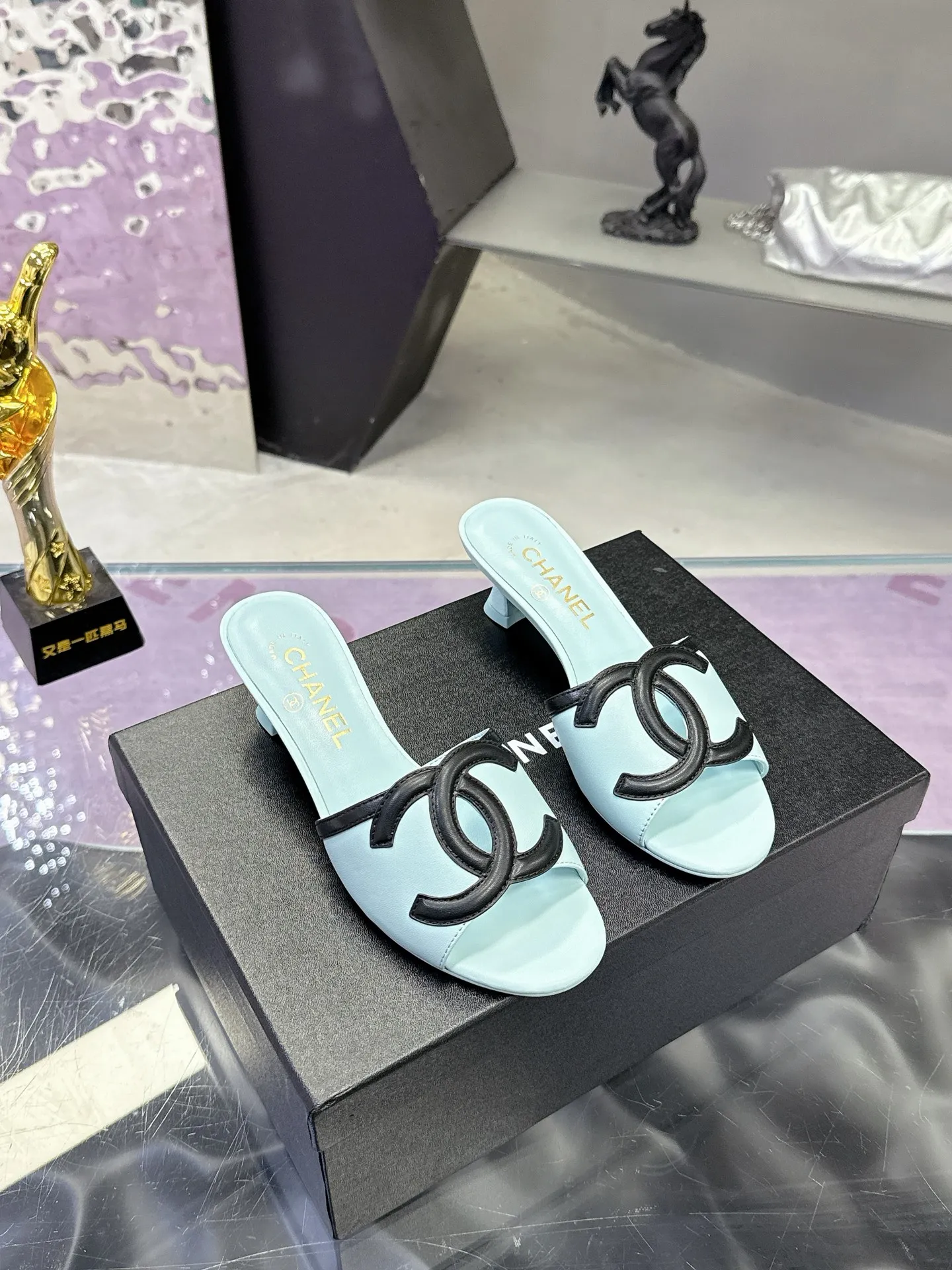 Chanel Double C logo kitten and slippers Women s sandals