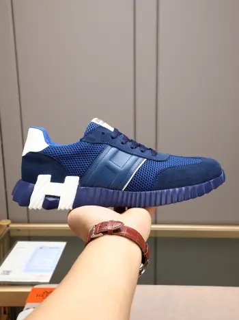 Color-blocking sports shoes Men s sports shoes Replica Hermes Mens Sneakers