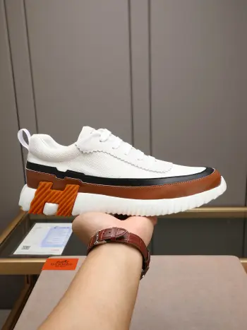 Color-blocking sports shoes Men s sports shoes Replica Hermes Mens Sneakers