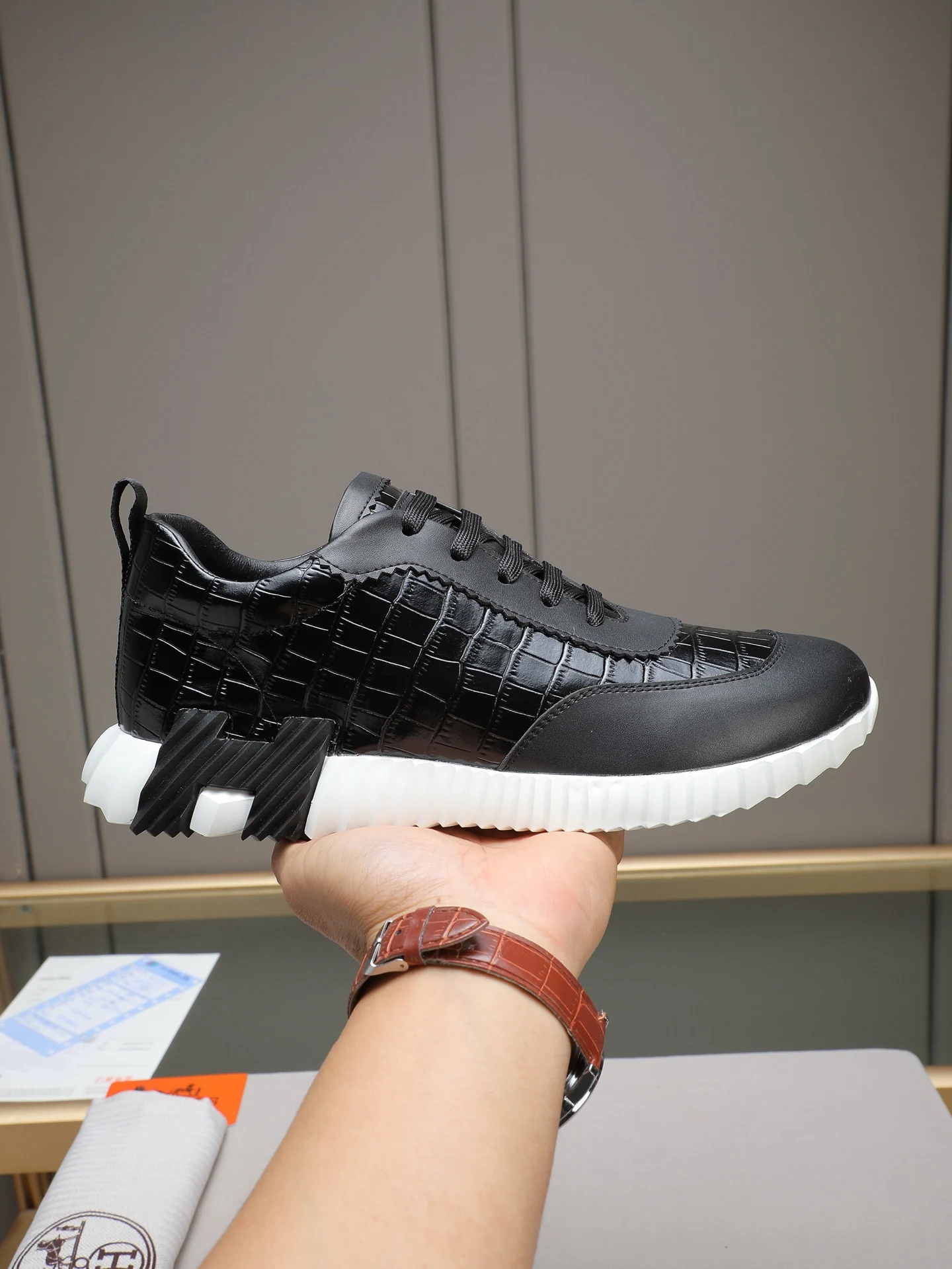 Hermes Men s Lace-Up Casual Shoes Sports Shoes Men s Sports Shoes Hermes Men s Lace-Up Casual Shoes Sports Shoes Men s Sports Shoes