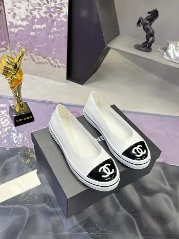 Early Spring New Style Chunky Shoes Women s Color Block Flats Replica Chanel Womens Casual and Sneakers