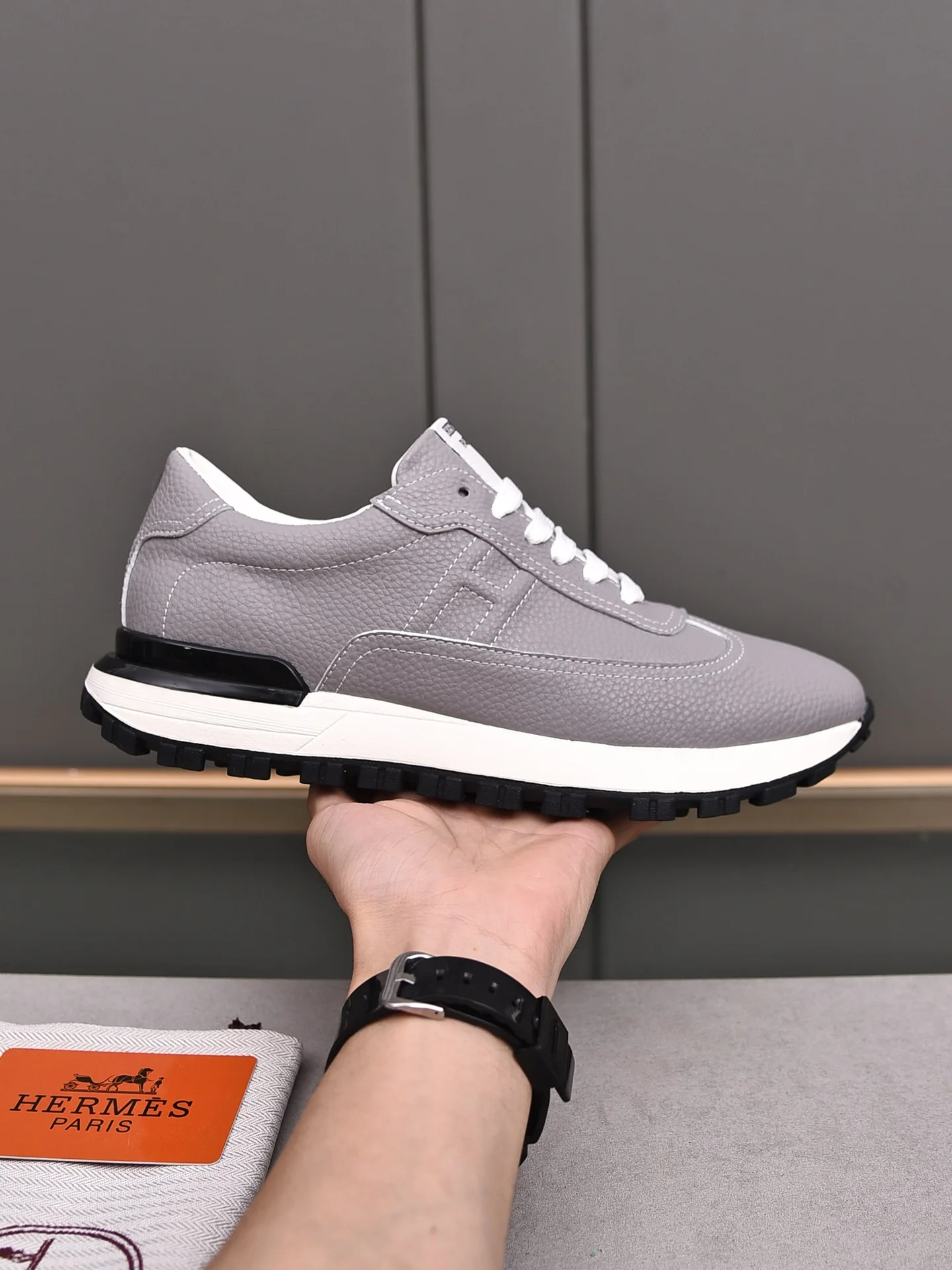 Hermes Men s Color-Block Sports Shoes Men s Sports Shoes Hermes Men s Color-Block Sports Shoes Men s Sports Shoes