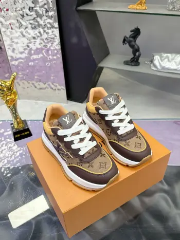 Canvas shoe series sports shoes couple sports shoes Replica Louis Vuitton Mens Sneakers