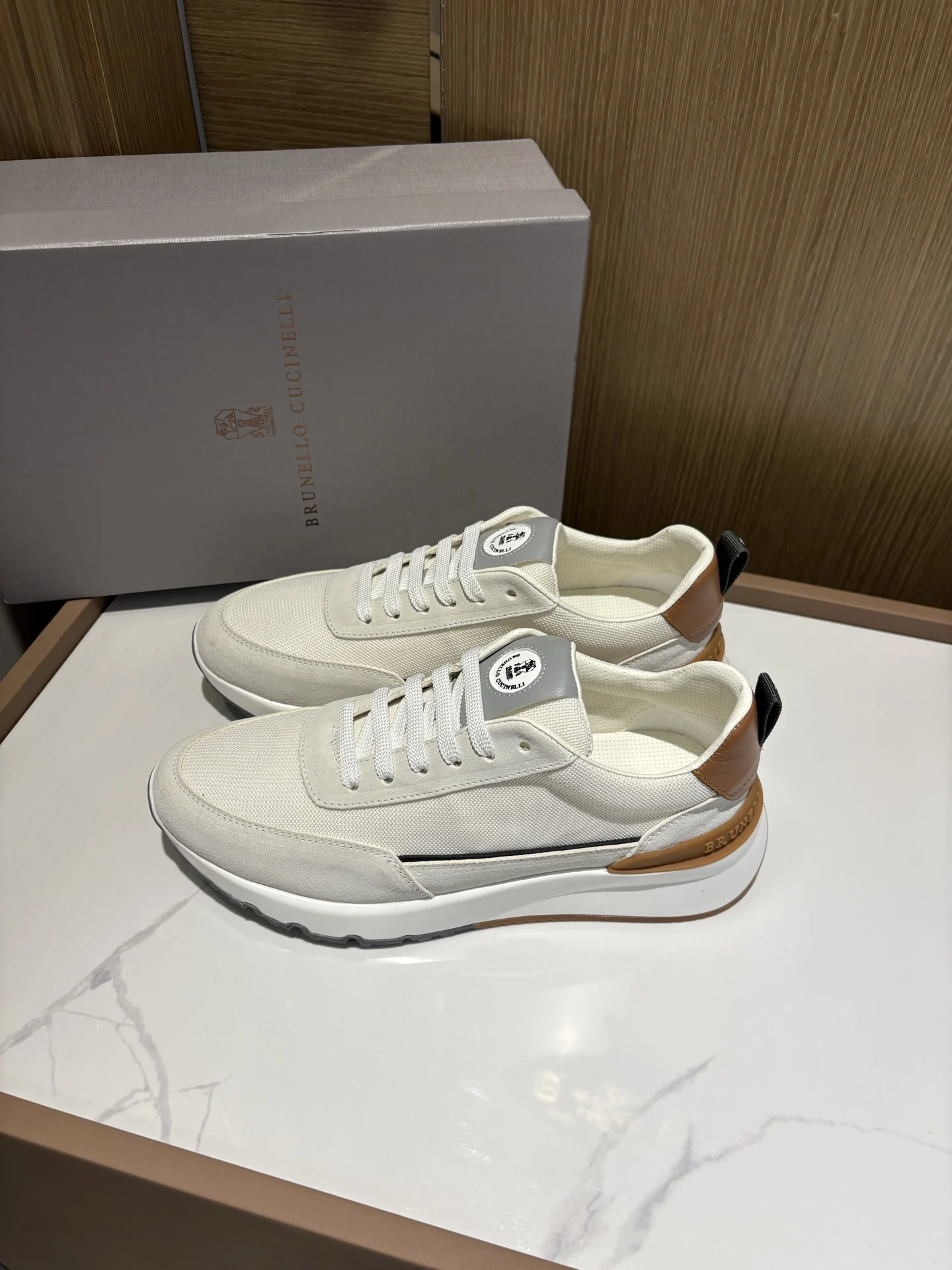 Brunello Cucinelli Lychee pattern low-top sports shoes men s sports shoes Brunello Cucinelli Lychee pattern low-top sports shoes men s sports shoes