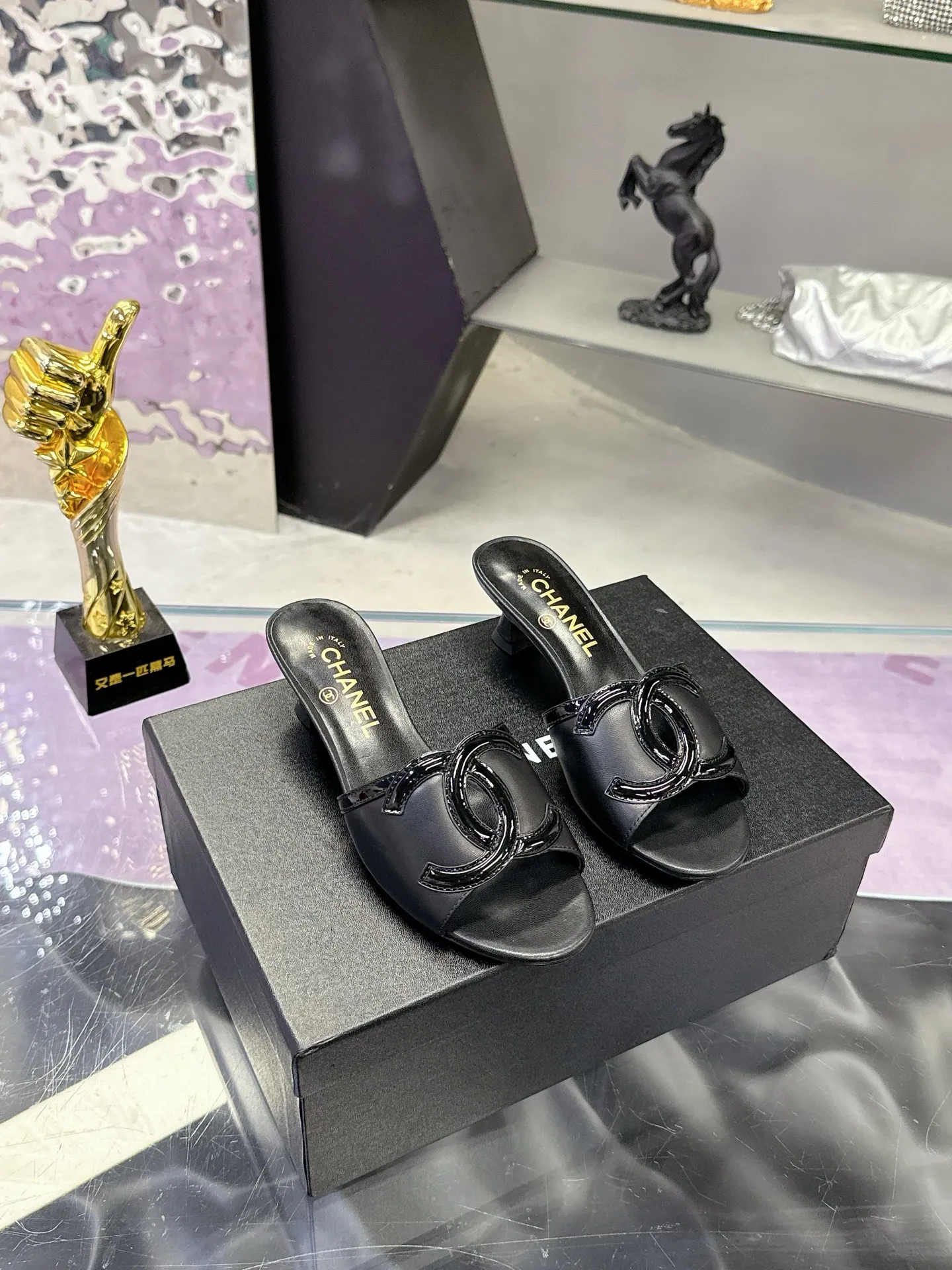 Chanel Double C logo kitten and sandals women s slippers