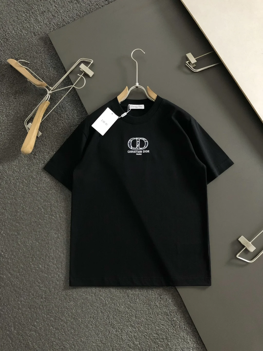 Dior Heavy Industry Cd Letter Precision Spring Summer Short Sleeve Dior Heavy Industry Cd Letter Precision Spring Summer Short Sleeve