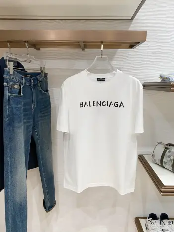 Latest men s short-sleeve round-neck T-shirt Replica Balenciaga Tshirts and Polos