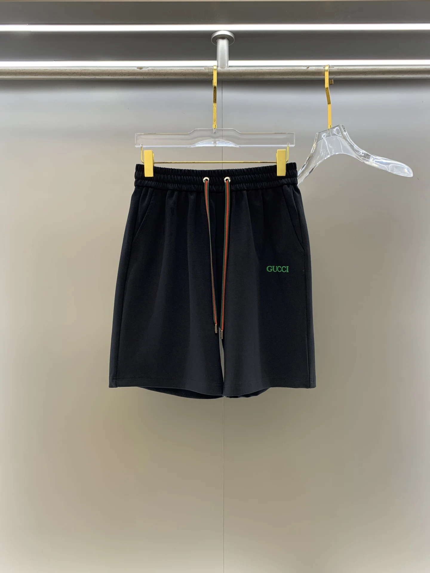 Gucci New Men s Casual Loose Shorts